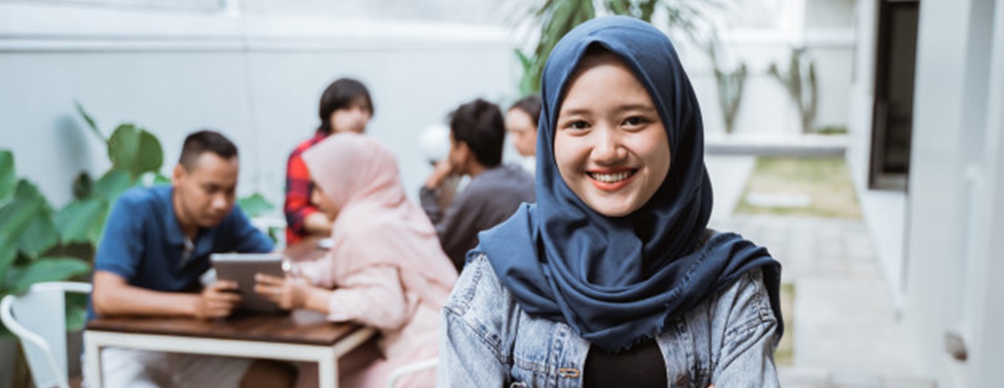 Berbasis Teknologi